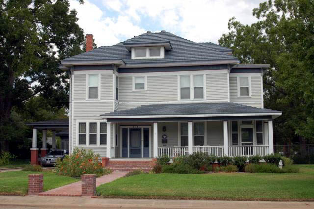 Photo of the Historical Wilkerson House in Bryan Texas